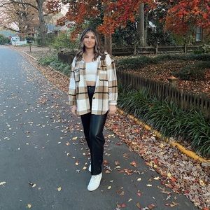 Meet your Posher, Rebecca